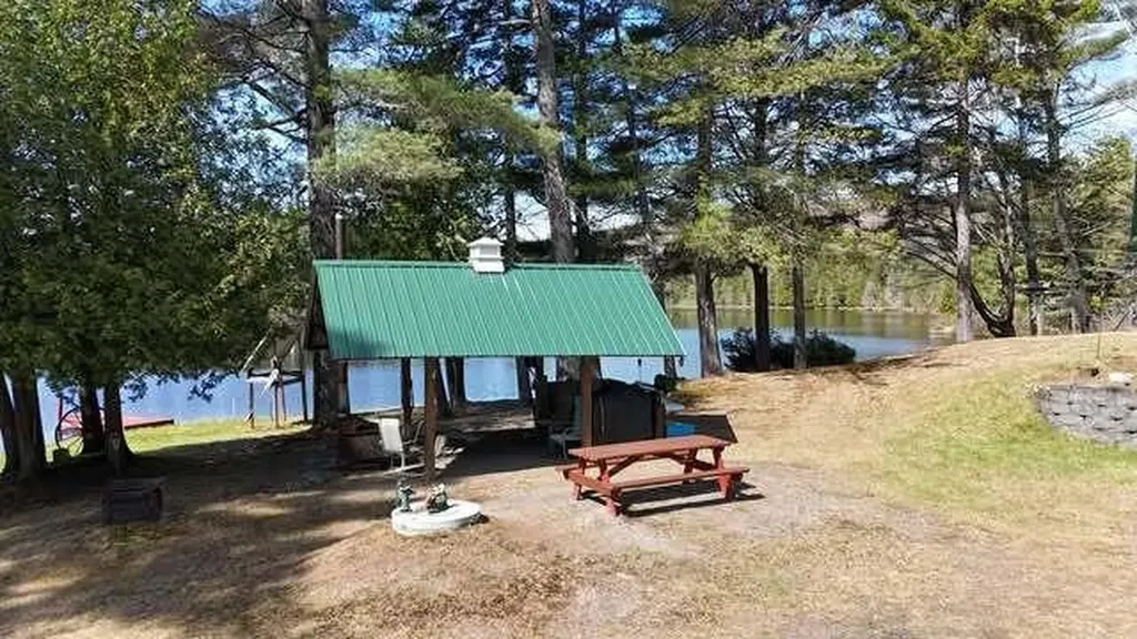 15 Hamlin Loop Mayfield Twp ME 04942
