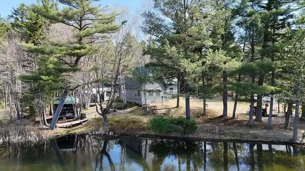 15 Hamlin Loop Mayfield Twp ME 04942