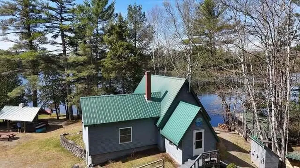 15 Hamlin Loop Mayfield Twp ME 04942