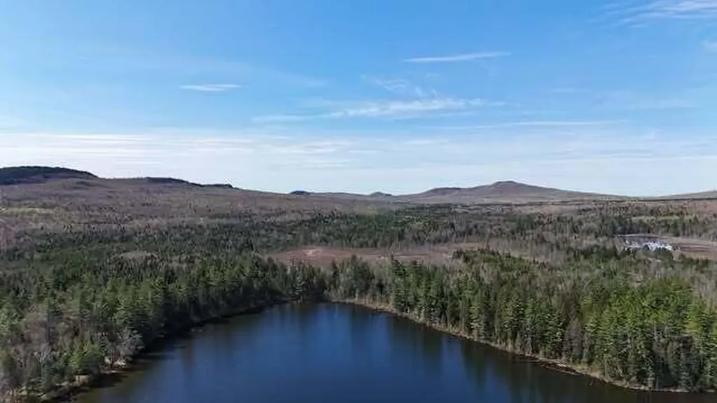 15 Hamlin Loop Mayfield Twp ME 04942