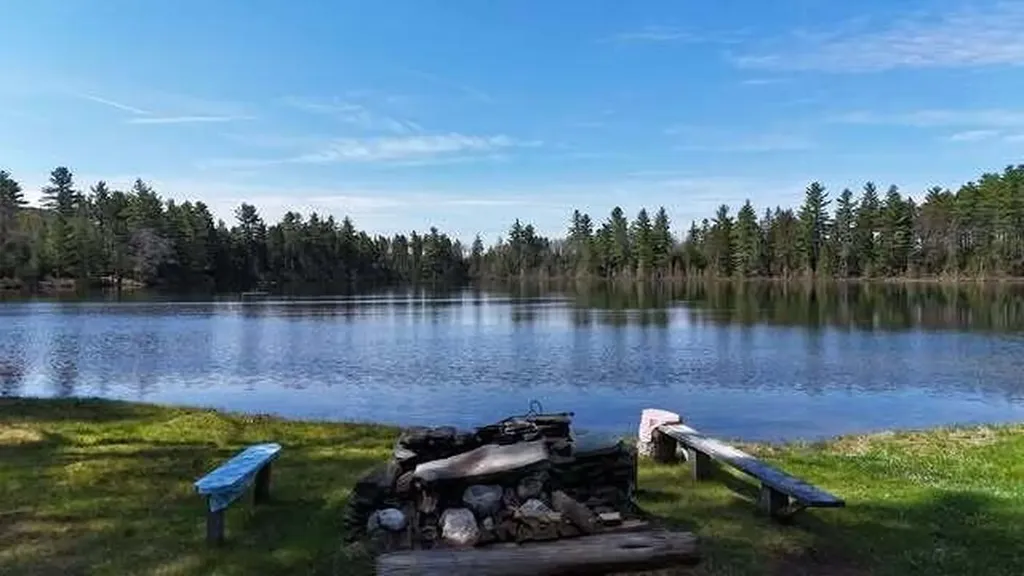 15 Hamlin Loop Mayfield Twp ME 04942