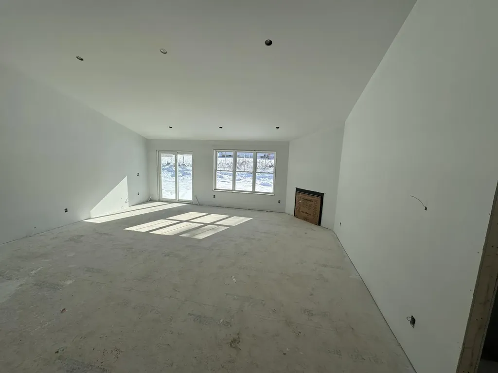 23 Forest Glen Lane Topsham ME 04086