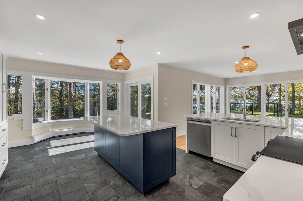 82 Falcon Lane Lamoine ME 04605