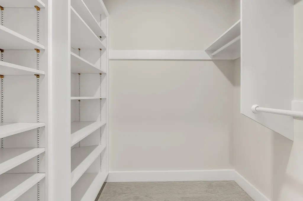 82 Falcon Lane Lamoine ME 04605