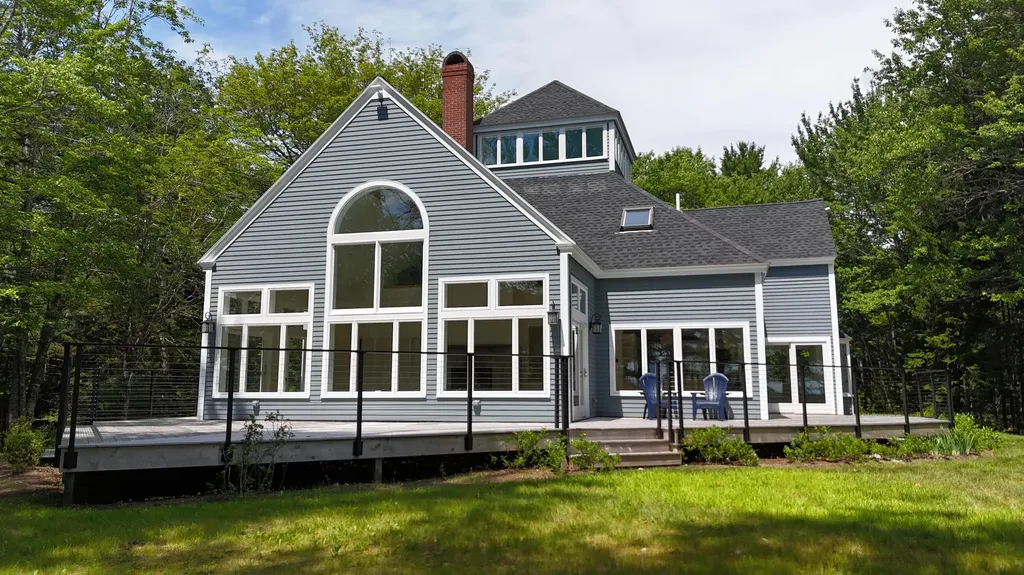82 Falcon Lane Lamoine ME 04605