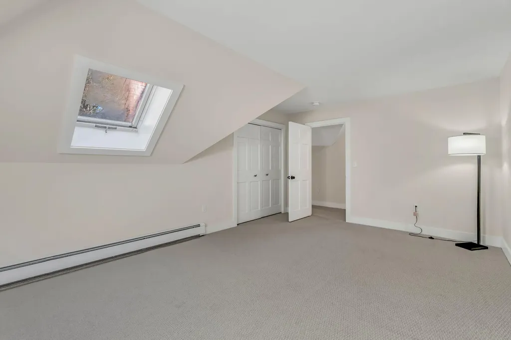 82 Falcon Lane Lamoine ME 04605