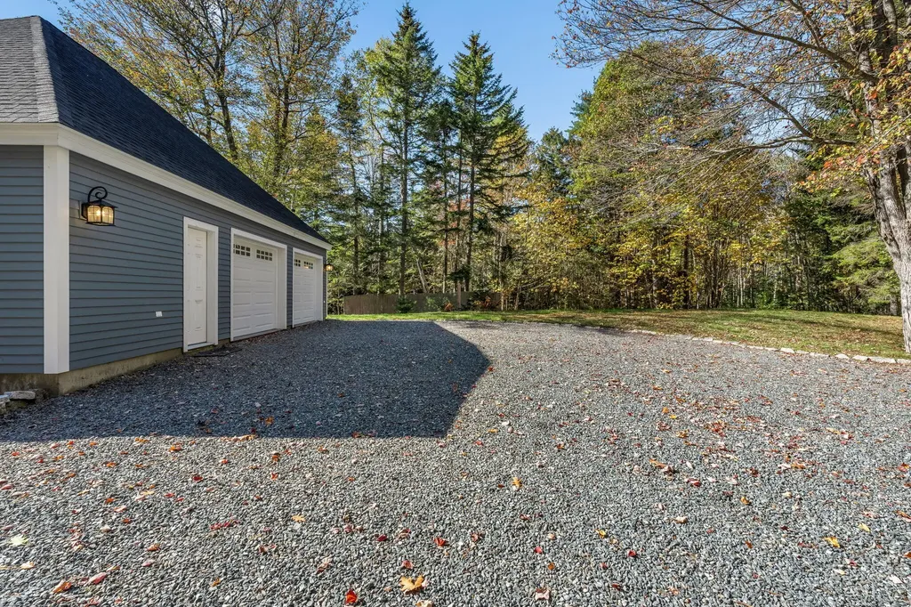 82 Falcon Lane Lamoine ME 04605
