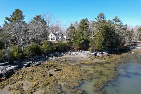 82 Falcon Lane Lamoine ME 04605