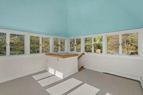 82 Falcon Lane Lamoine ME 04605