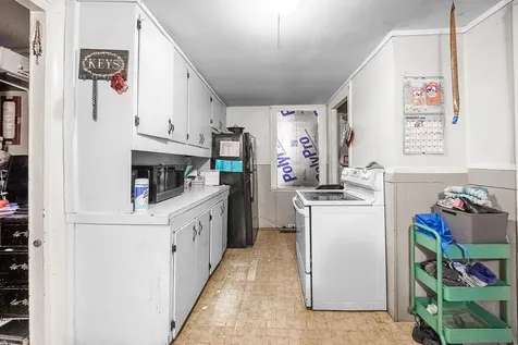 32 Center Street Kenduskeag ME 04450