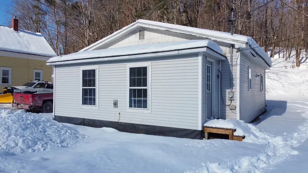 44 Murray Street Bingham ME 04920