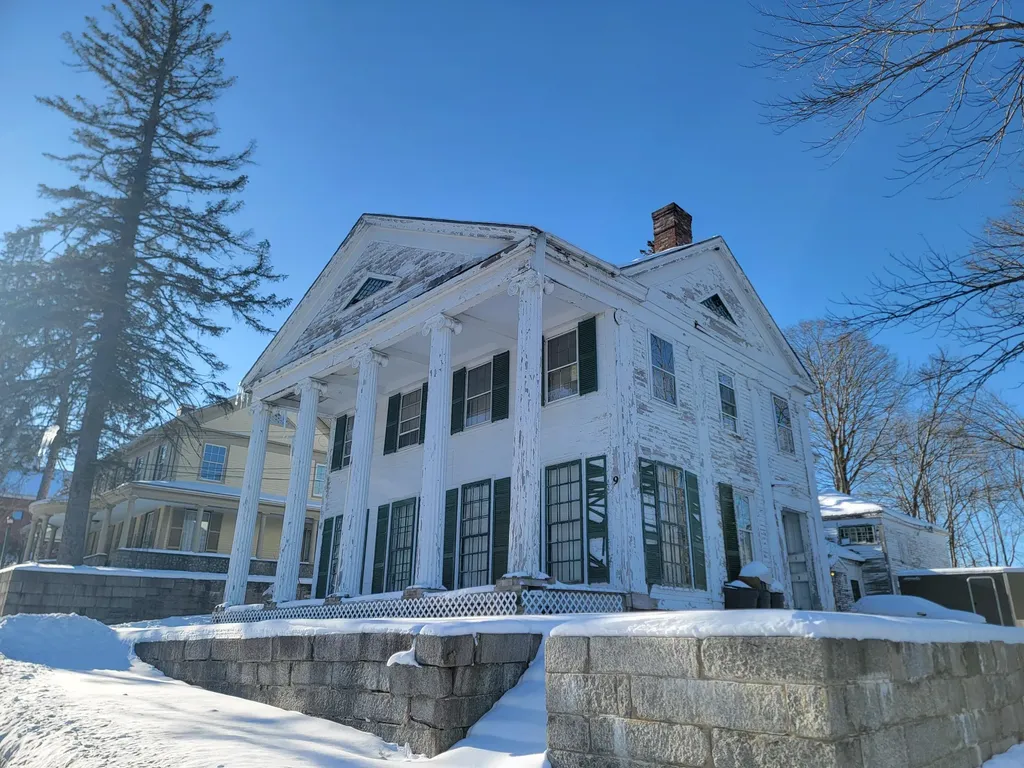 9 Calais Avenue Calais ME 04619
