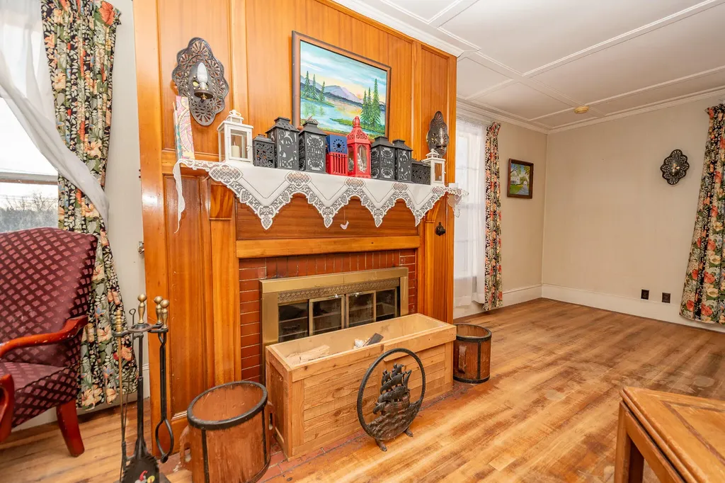 11 Alton Street Milo ME 04463
