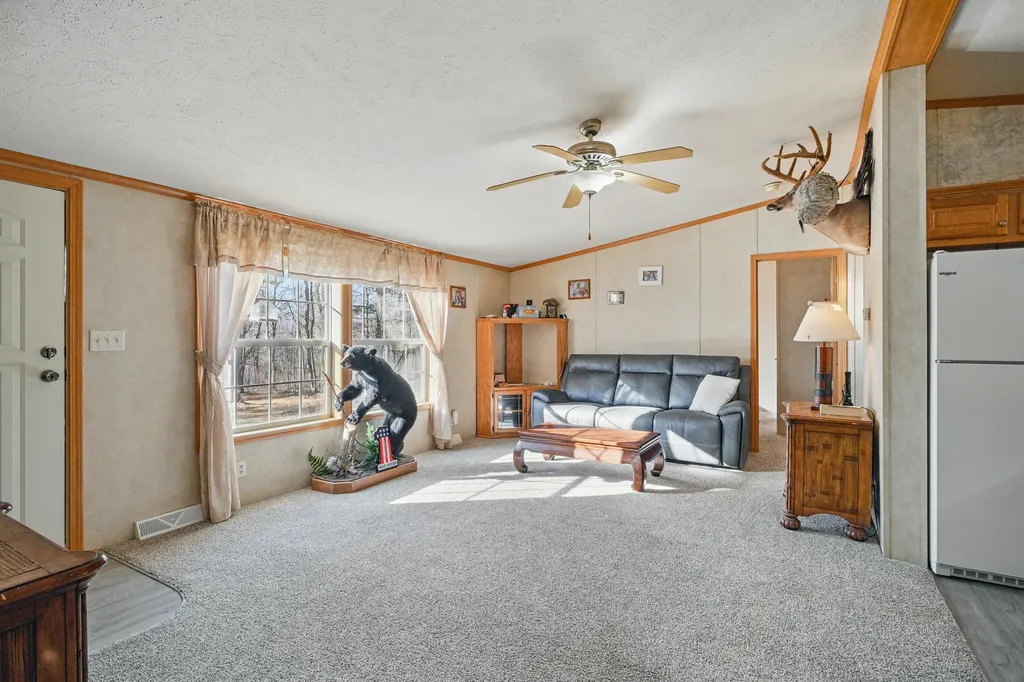 38 Hume Lane Gardiner ME 04345