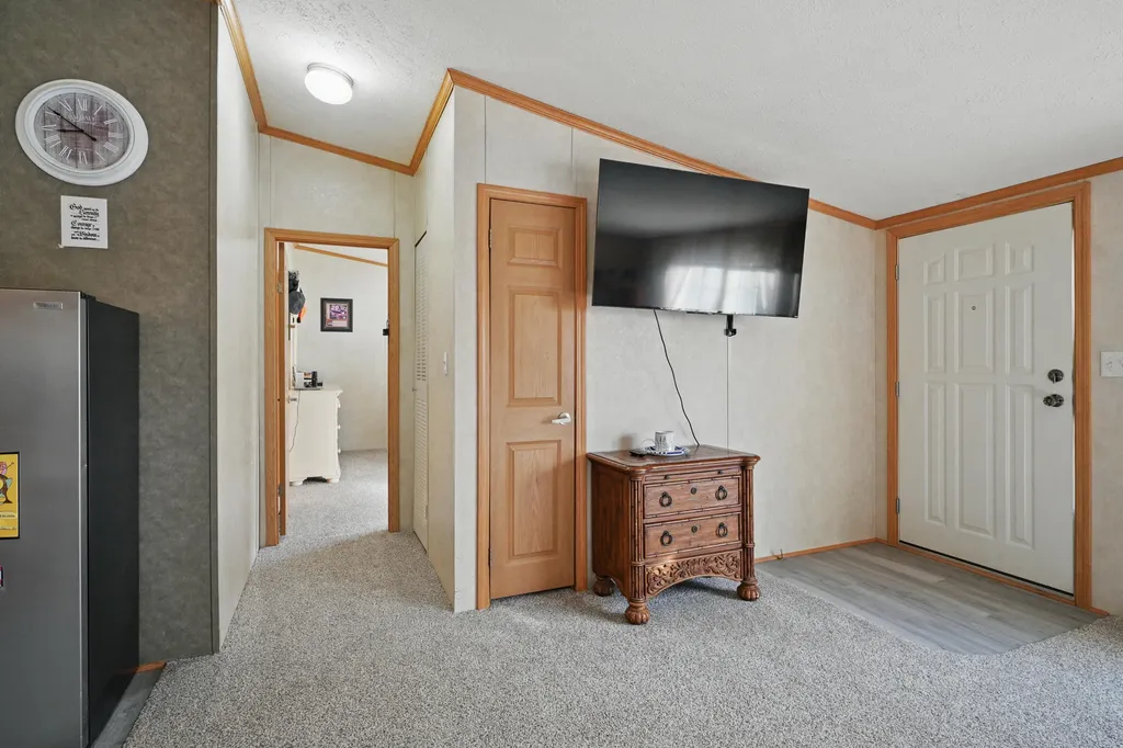 38 Hume Lane Gardiner ME 04345
