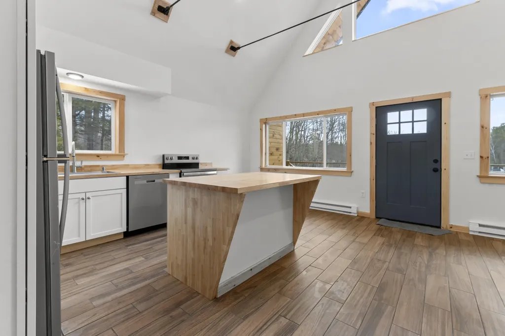1451 Main Road Chatham NH 03813
