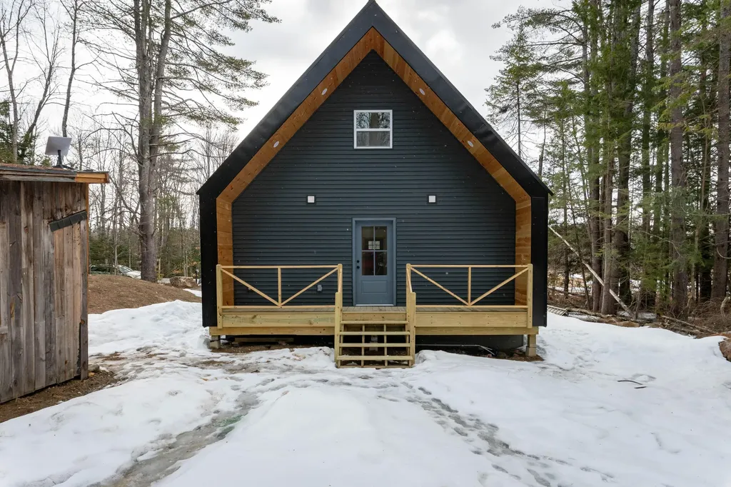 1451 Main Road Chatham NH 03813