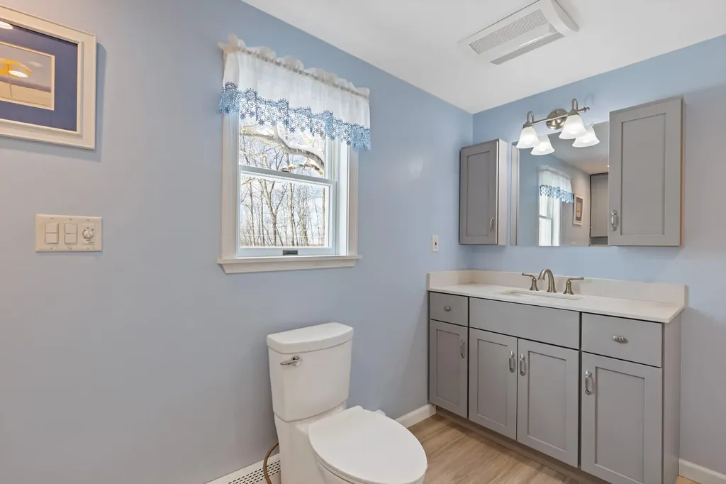 135 S Pond Road Winslow ME 04901