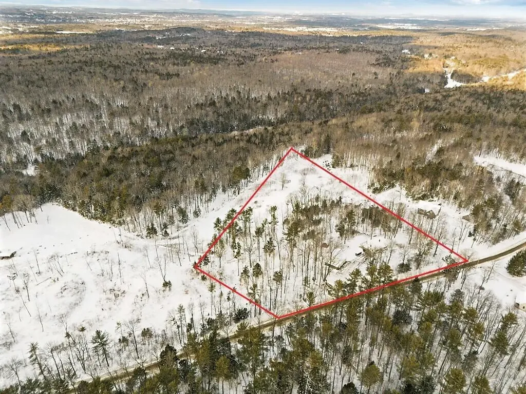 135 S Pond Road Winslow ME 04901
