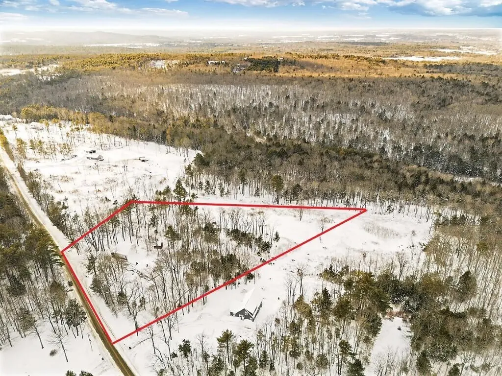 135 S Pond Road Winslow ME 04901