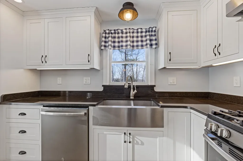 135 S Pond Road Winslow ME 04901