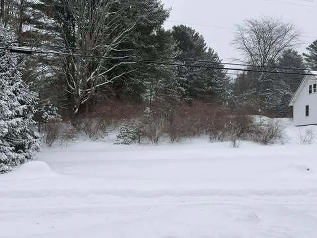 Lot 23a Lake Street Auburn ME 04210