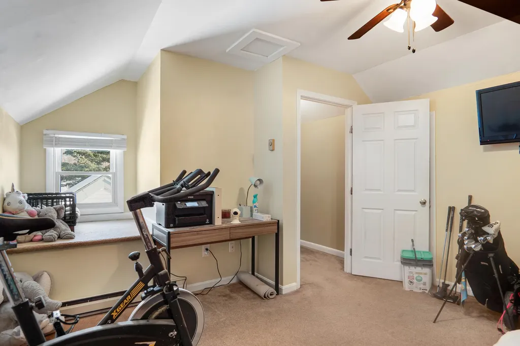 826 Ohio Street Bangor ME 04401