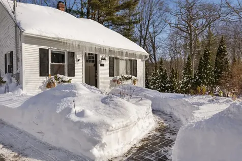 13 Cross Street Kittery ME 03904