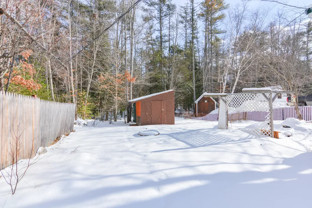 65 Kennebec Drive Lebanon ME 04027