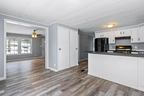575 Main Road Westport Island ME 04578