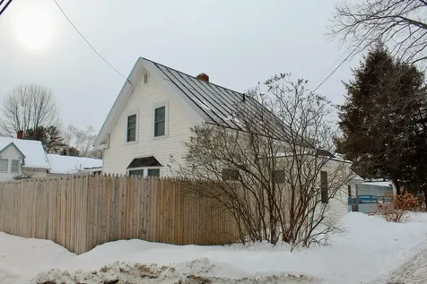 154 Greenwood Avenue Farmington ME 04938