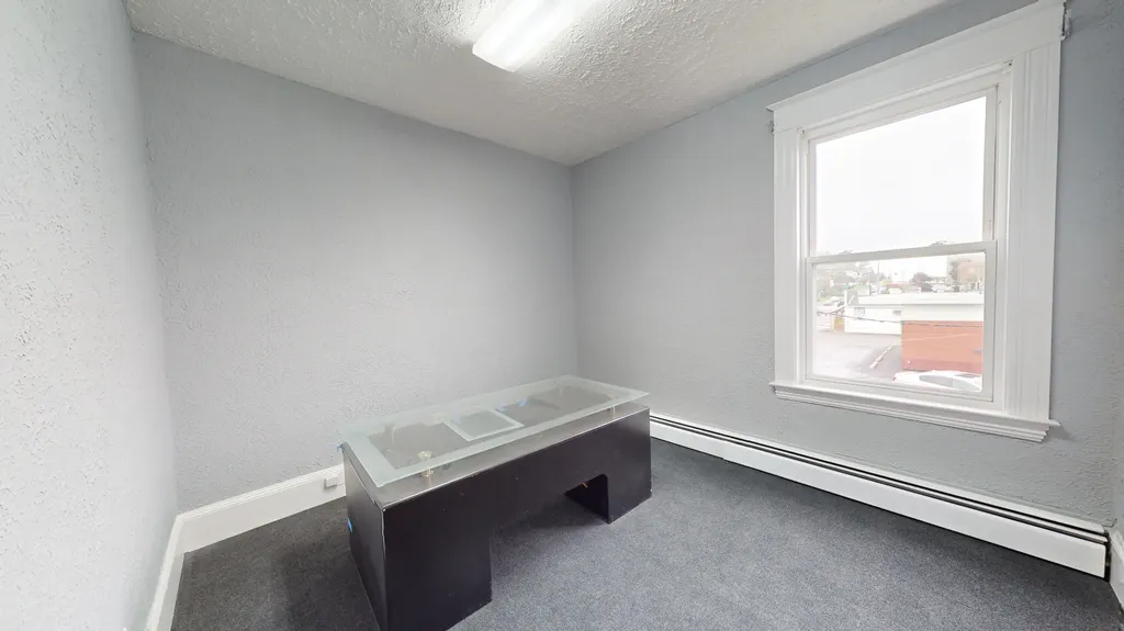 513 Sabattus Street Lewiston ME 04240