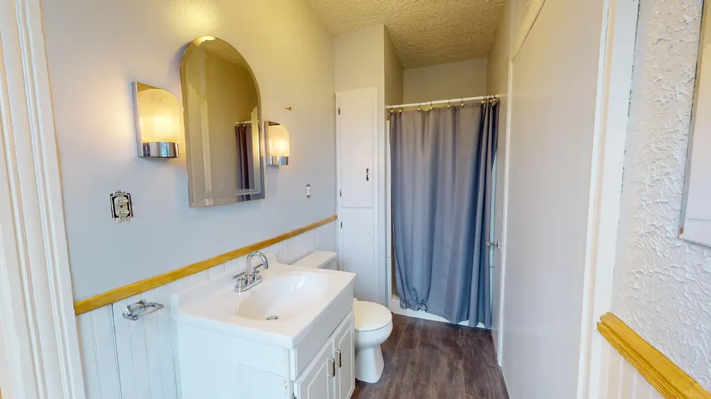 513 Sabattus Street Lewiston ME 04240