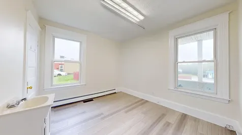 513 Sabattus Street Lewiston ME 04240