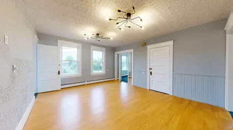 513 Sabattus Street Lewiston ME 04240