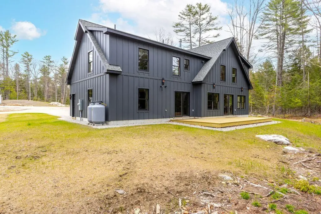 62 East Point Way Norway ME 04268