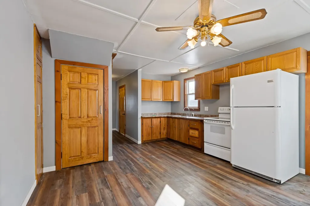 8 Squire Street Waterville ME 04901