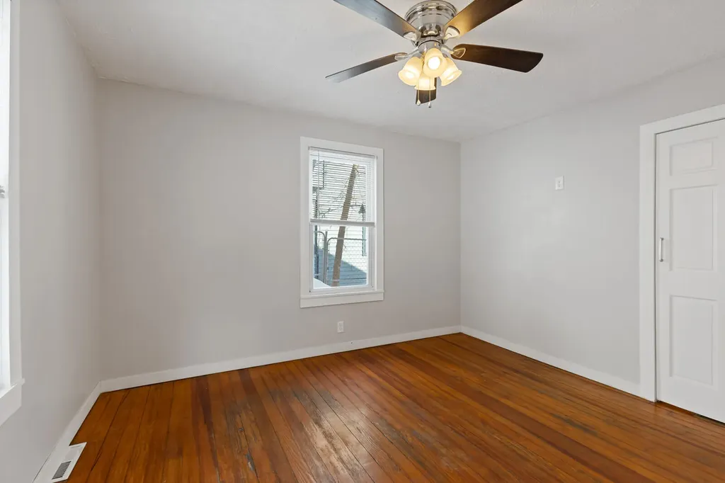 8 Squire Street Waterville ME 04901