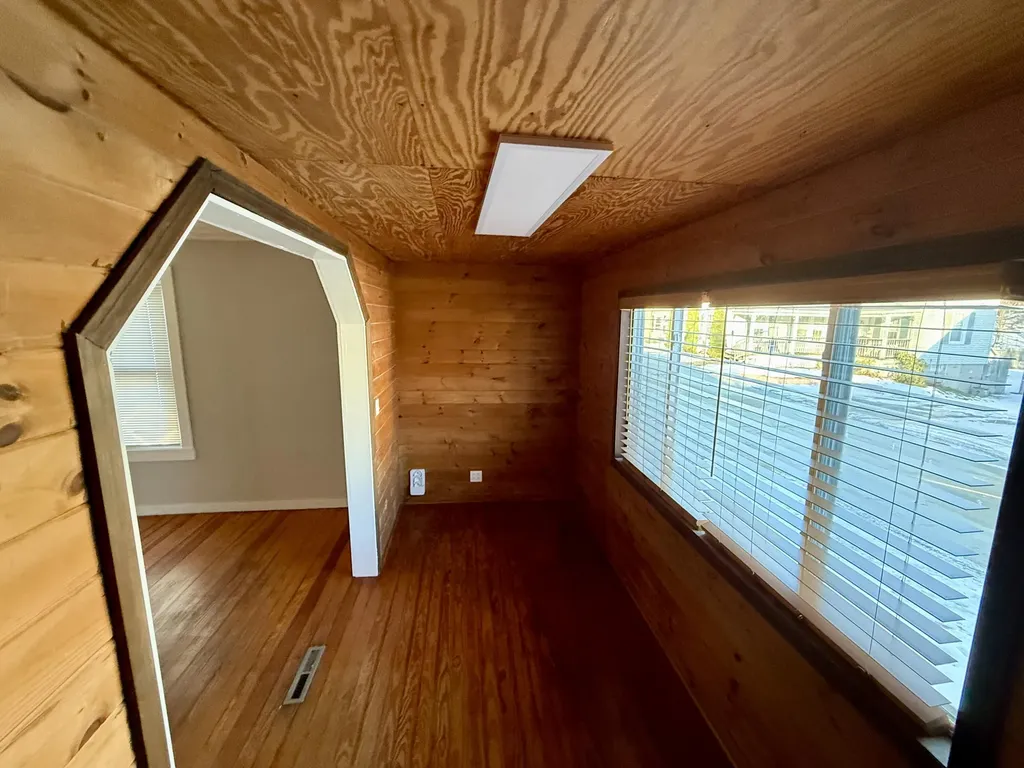 8 Squire Street Waterville ME 04901