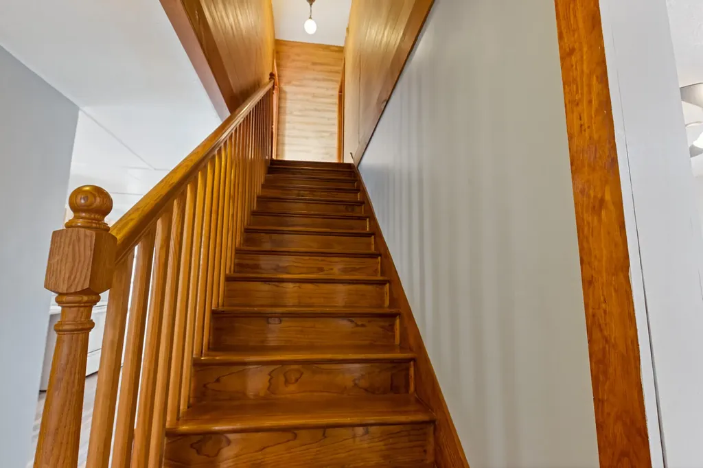 8 Squire Street Waterville ME 04901