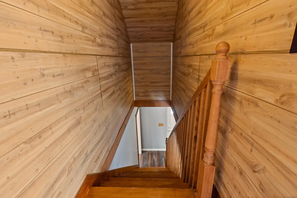 8 Squire Street Waterville ME 04901