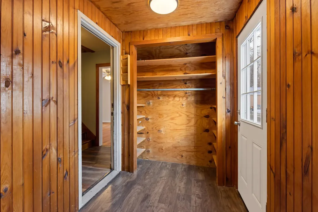 8 Squire Street Waterville ME 04901