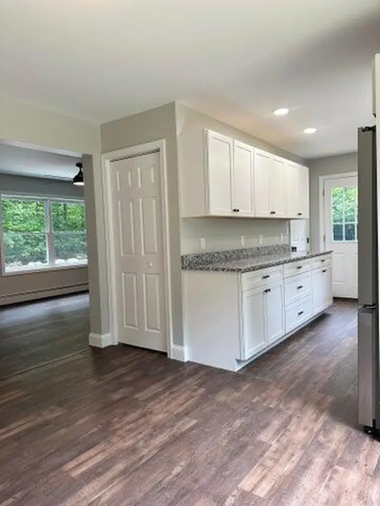 84 Noble Road Oxford ME 04270