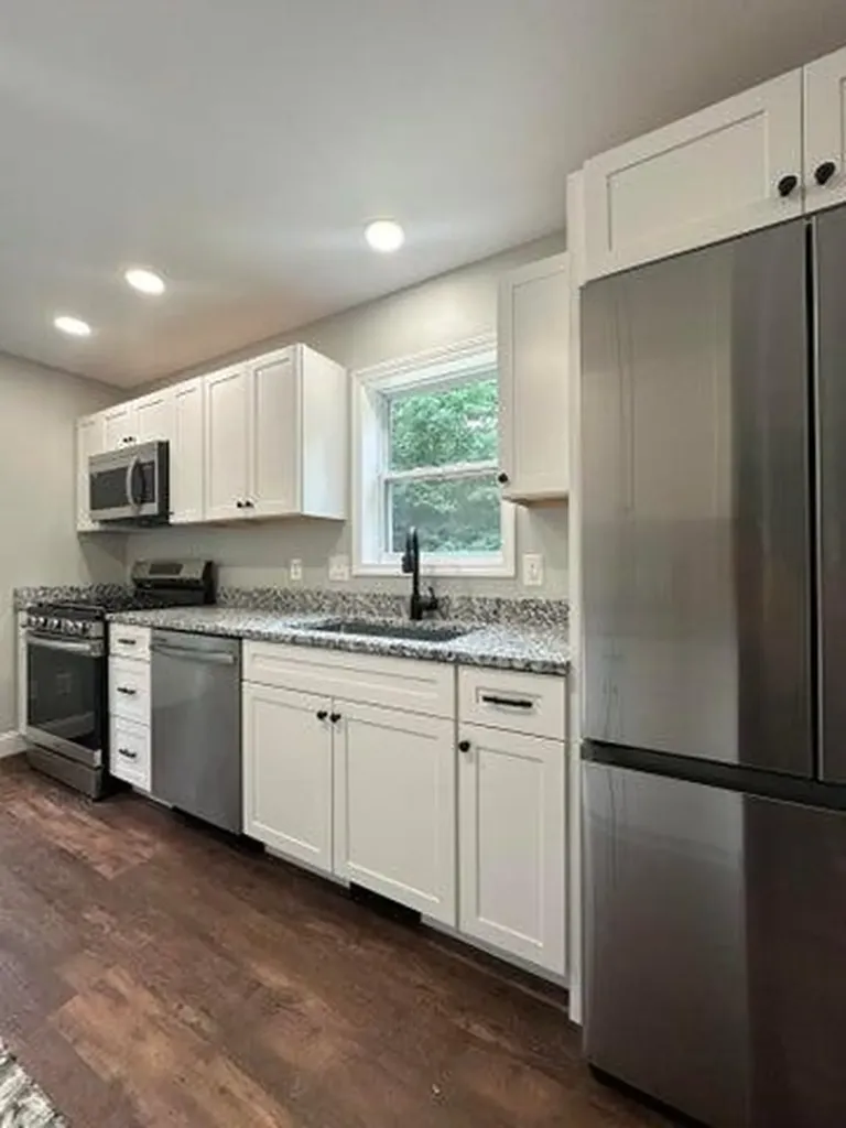84 Noble Road Oxford ME 04270