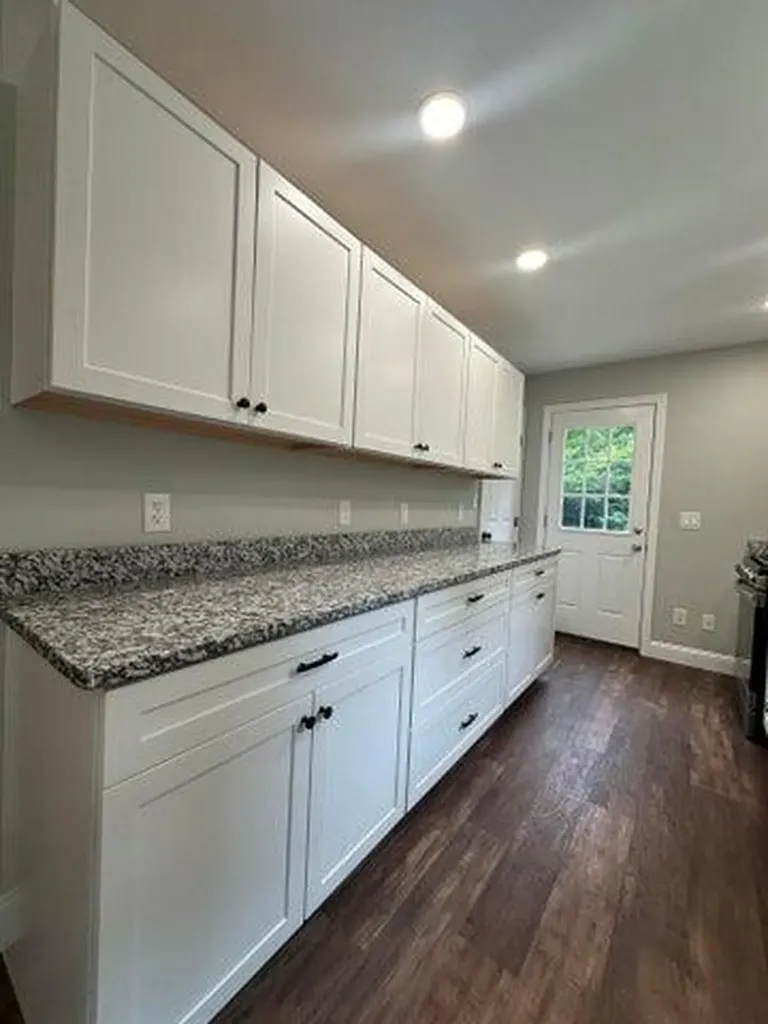 84 Noble Road Oxford ME 04270