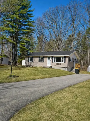 6 Castle Terrace Scarborough ME 04074