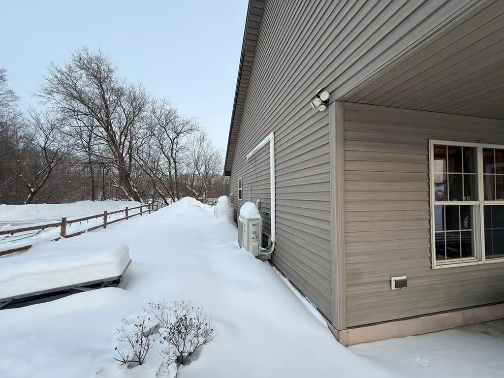 148 Wilton Road Farmington ME 04938
