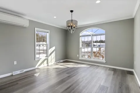 14 David Drive Scarborough ME 04074