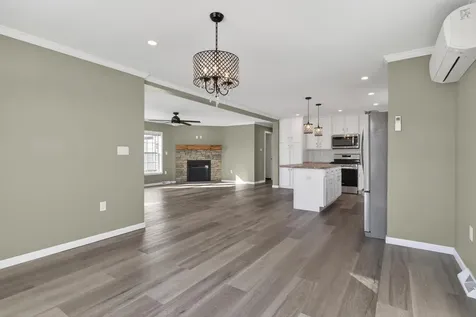 14 David Drive Scarborough ME 04074