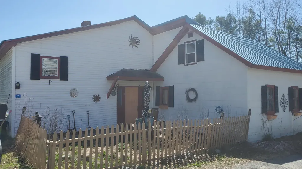 29 Oak Street Bucksport ME 04416